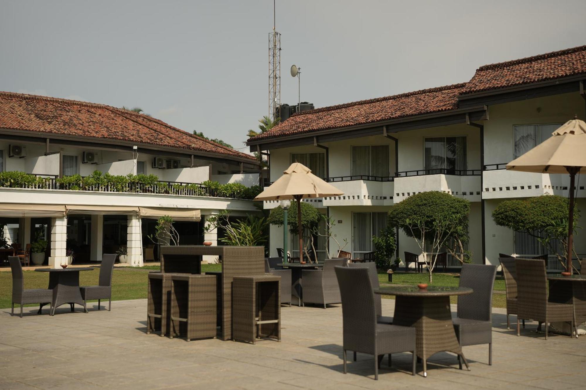 Hibiscus Beach Hotel & Villas Kalutara Exteriér fotografie